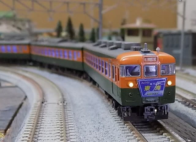 KATOの10-903 さよなら急行「東海」セットを弄る - MRFC KATOの10-903 さよなら急行「東海」セットを弄る - MRFC