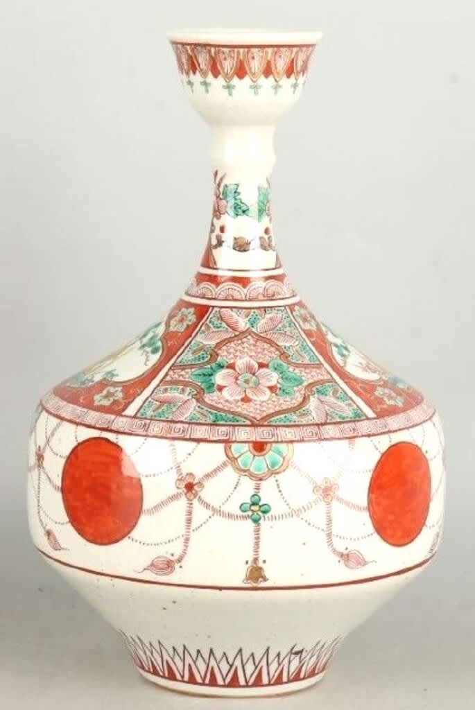 色絵伊万里 2点 赤玉瓔珞文花入 ＆ 倣古九谷？ 五彩草花文山水