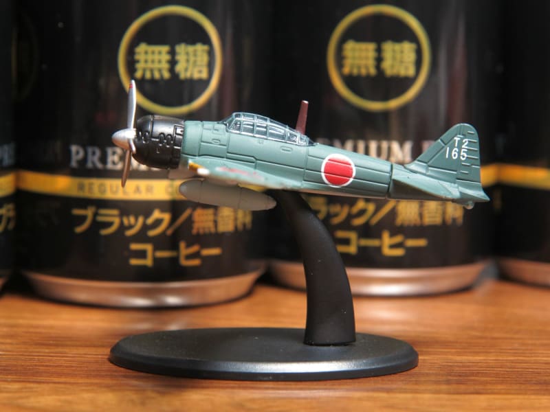 最新入荷商品一覧 | 買い得 永遠の0 UCC缶コーヒー 5 3 杉田庄 零戦二二型 キッチン家電