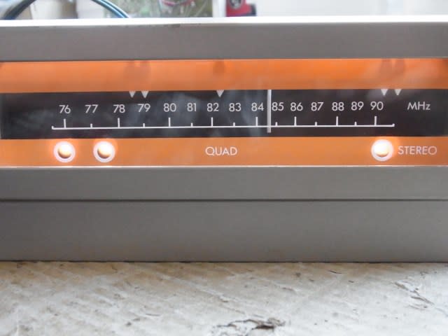 希少 英国QUAD FM3 FMチューナー日本バンド仕様ステレオ受信確認済み QUAD FM3の仕様 クォード