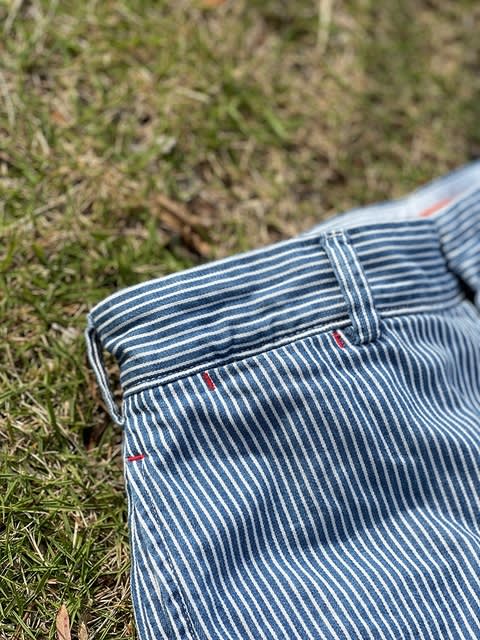 タウンユースから海までと幅広くお使い頂けるヒッコリーデニムのバミューダになります！ - boysmarket