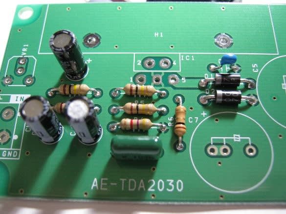 TDA2030自作アンプ TDA2030秋月電子キットでお手軽アンプを作ってみた - YouTube