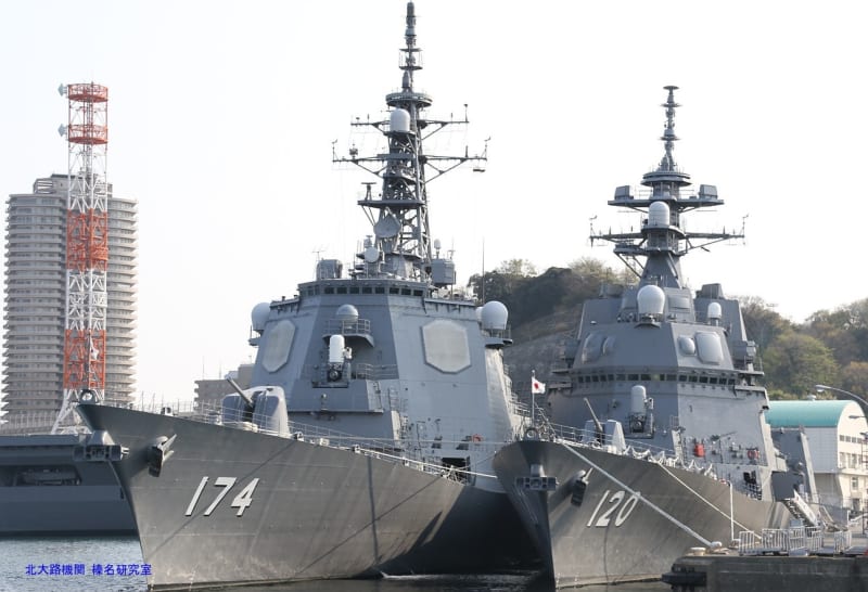 しらぬい横須賀寄港-最新鋭あさひ型護衛艦二番艦を初撮影,陽炎型
