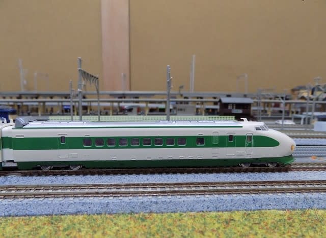 ＴＯＭＩＸの92641 ＪＲ２００系東北新幹線を見る。 - ＭＲＦＣ村井レールファンクラブ（1999~）の運転会記録と鉄道模型日記