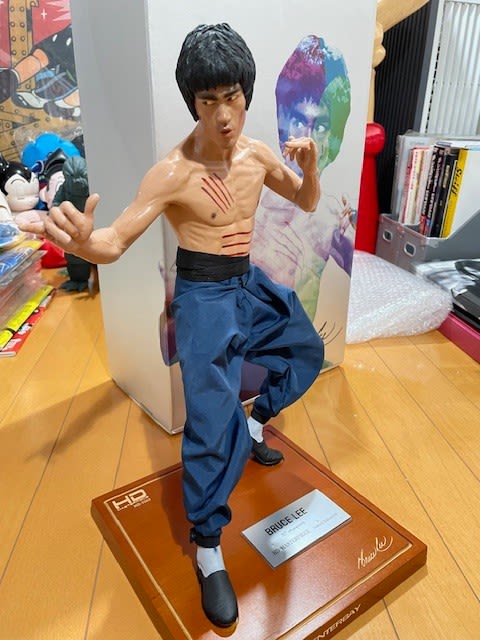 2025新商品 ブルース・リー究極の『燃えよドラゴン』フィギュアをついに入手 その他