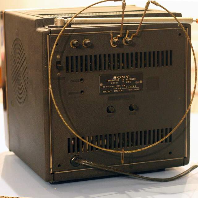 【昭和レトロ　昭和56年4月】SONY トランシーバー スピーカー搭載 昭和レトロ 昭和56年4月】SONY トランシーバー スピーカー搭載