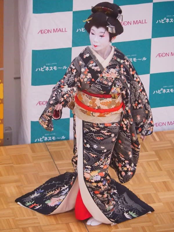 伝統的な人形(歌舞伎) オレンジ髪 Lumiere-黒人女性のための巻き毛の人間の髪の毛のバンドル、100