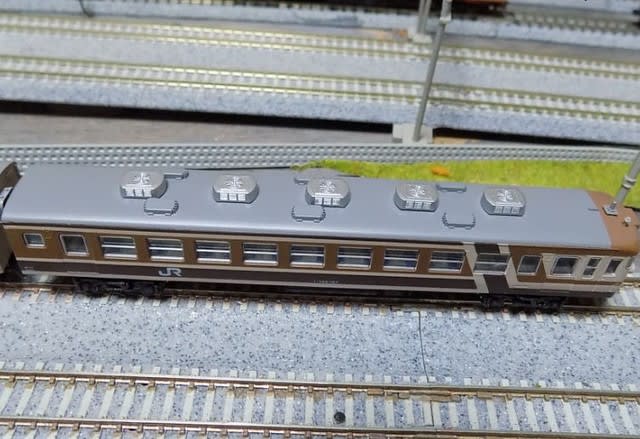 KATOの10-449 165系ムーンライト 茶 3両セットを弄る KATOの10-449 165系ムーンライト 茶 3両セットを弄る