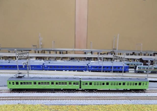 TOMIXの92911 国鉄72・73形 通勤電車（可部線）セット