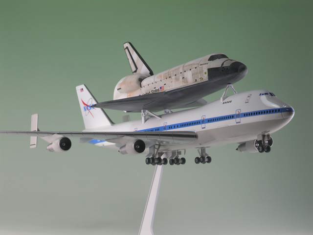 ハセガワ 1/200《スペースシャトル オービター ＆ボーイング 747