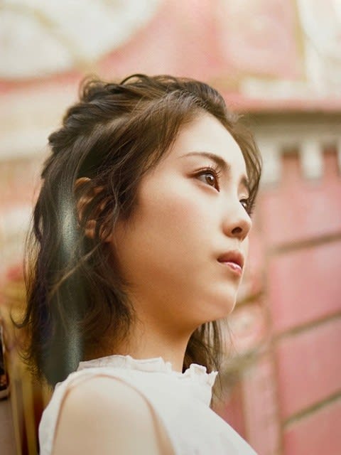 浜辺美波のサイン入り写真集をゲット! - blue deco design lab 浜辺美波のサイン入り写真集をゲット! - blue deco design lab
