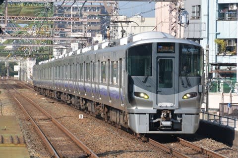 阪和線の最新車両です～KATOラウンドハウス「225系5100番台 関空