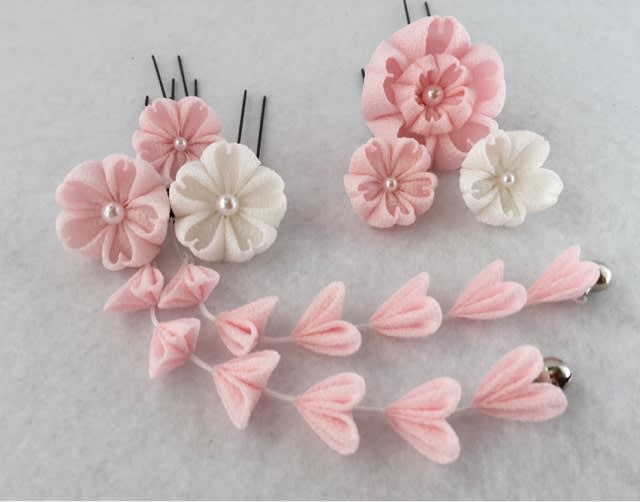 つまみ細工桜のUピン7点セット - 花結月～つまみ細工に依せて