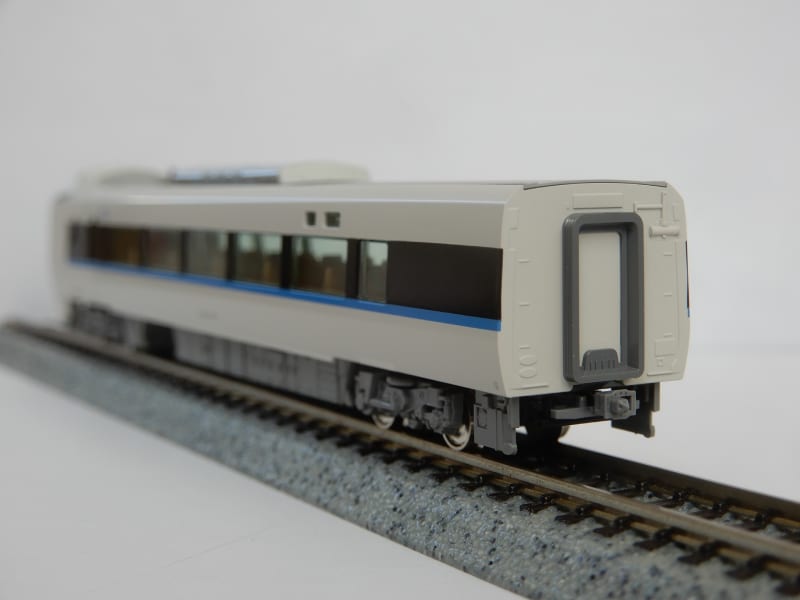 KATO 683系4000番台「サンダーバード」(リニューアル車) 入線 KATO 683系4000番台「サンダーバード」(リニューアル車) 入線