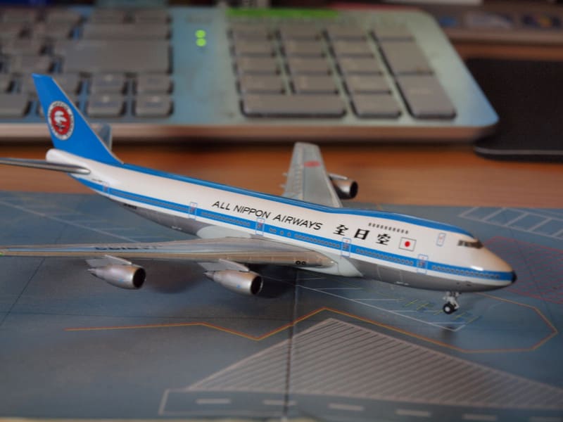 私の飛行機モデルコレクション 全日空 B747SR-81 モヒカン