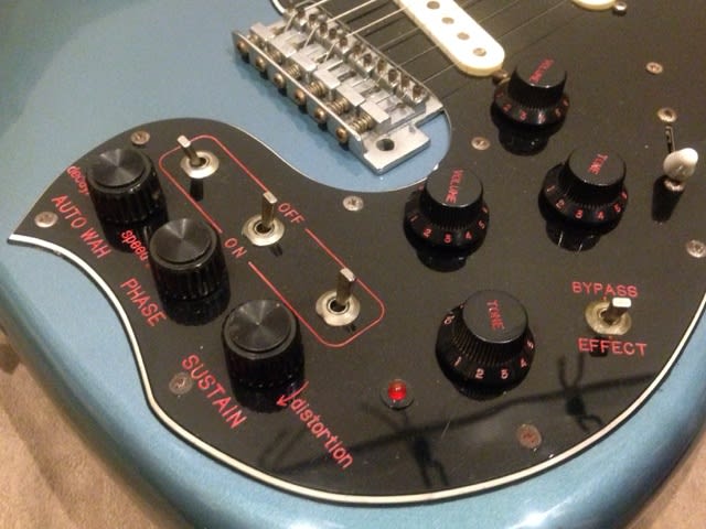 Fresher製 エフェクター内蔵ギターシリーズ - on Bass+