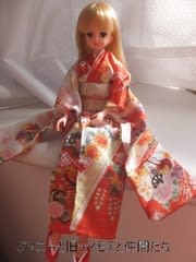きものジェニー (1989年?) - 初代ジェニーと旧ティモテと仲間 きものジェニー (1989年?) - 初代ジェニーと旧ティモテと仲間