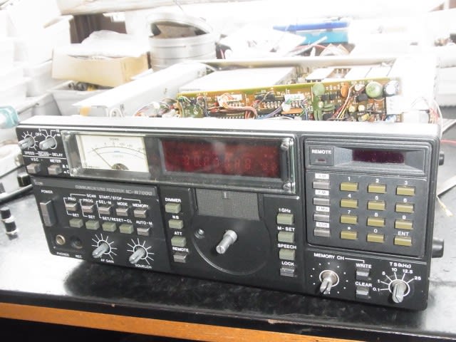 ICOM, IC-R7000 - テレビ修理-頑固親父の修理日記 ICOM, IC-R7000 - テレビ修理-頑固親父の修理日記
