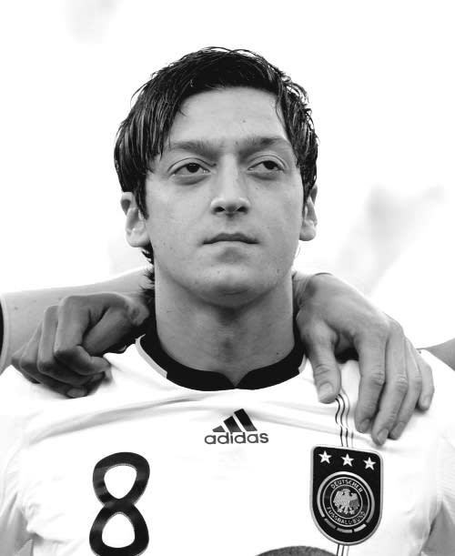 National Player Of The Year (メスト・エジル） - Powder Blue Sky