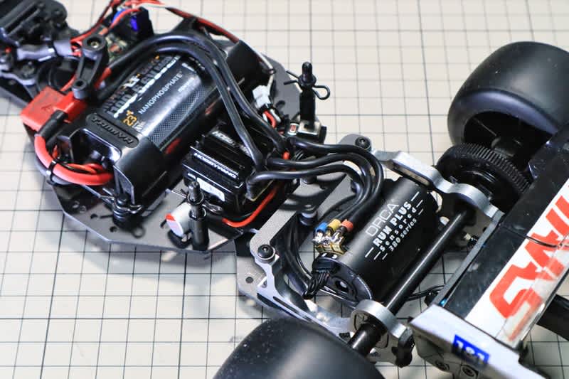F1】380ブラシレスモーター走行時のマシンセッティング - マルよ