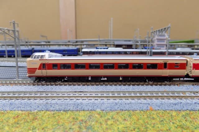 TOMIXの92004 国鉄381系特急電車・・・「しなの」 ①を