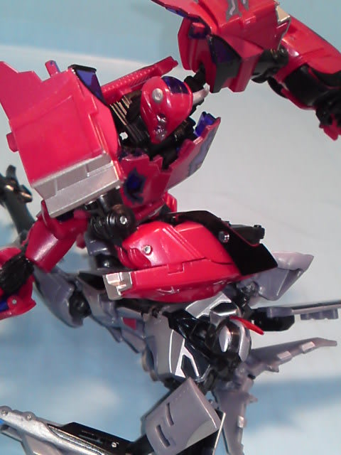 TFプライム デラックスクラス テラーコンクリフジャンパーを TFプライム デラックスクラス テラーコンクリフジャンパーを
