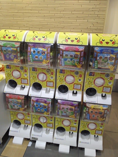 ポケモンご当地ピンズコレクション窓シリーズ7箇所分 北海道 東京 京都 大阪 広島 福岡 沖縄 小さな祈り