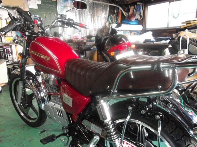 GN125にGZシート付くかな?遊んじゃいます! No,1 GN125にGZシート付くかな?遊んじゃいます! No,1