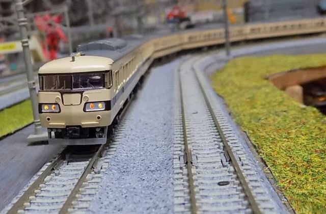 KATOの10-419 117系電車と10-329 117系「SUN