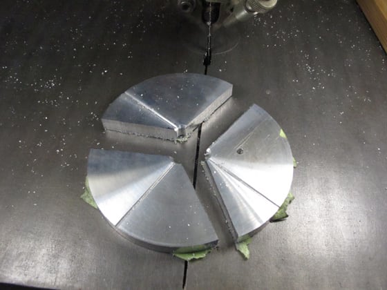 静かな切断を求めて 古い中古の新ダイワ(SB120-2)の 静かな切断を求めて 古い中古の新ダイワ(SB120-2)の