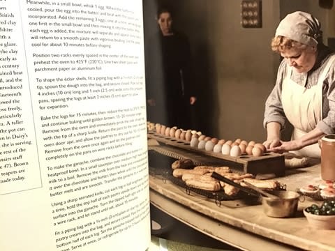 ダウントンアビー・アフタヌーンティーレシピ本 (Downton Abbey