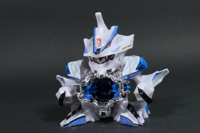 クロスファイトビーダマン レブ＝ドラヴァイス - 城西ドンガルドン