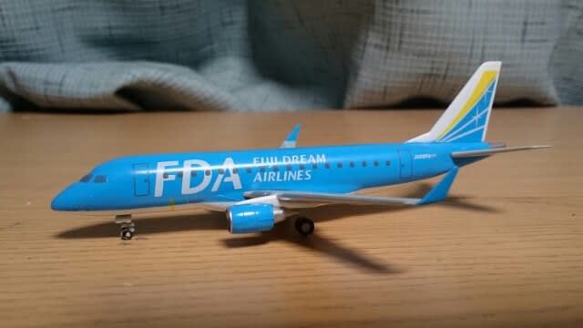FDA 1/300 エアクラフトモデル - 叛逆のぺんた