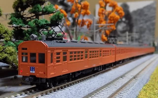 TOMIXの92076 国鉄72・73形通勤電車(片町線)を見る TOMIXの92076 国鉄72・73形通勤電車(片町線)を見る