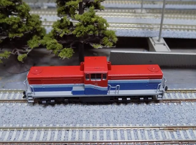 KATOの10-369 京葉臨海鉄道KD55-11/-7 2両セットを見る KATOの10-369 京葉臨海鉄道KD55-11/-7 2両セットを見る