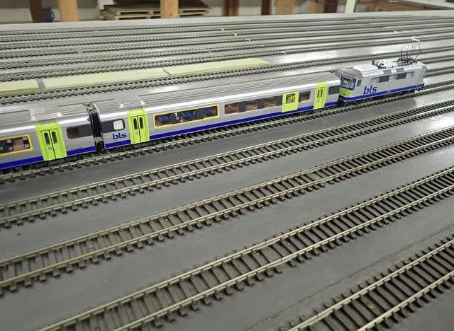 2022/12 モデルバーンクラブ運転会 スイス・BLS - こてはし鉄道日記