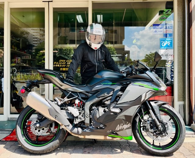 2024/1/8◇「ZX-4R SE 」キャンディプラズマブルー!今月入荷 2024/1/8◇「ZX-4R SE 」キャンディプラズマブルー!今月入荷