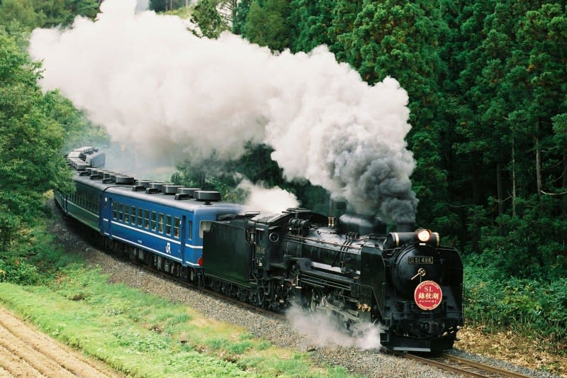 過去録～2004.10北上線D51498「SL錦秋湖号」 - 鉄道に懐かしさと