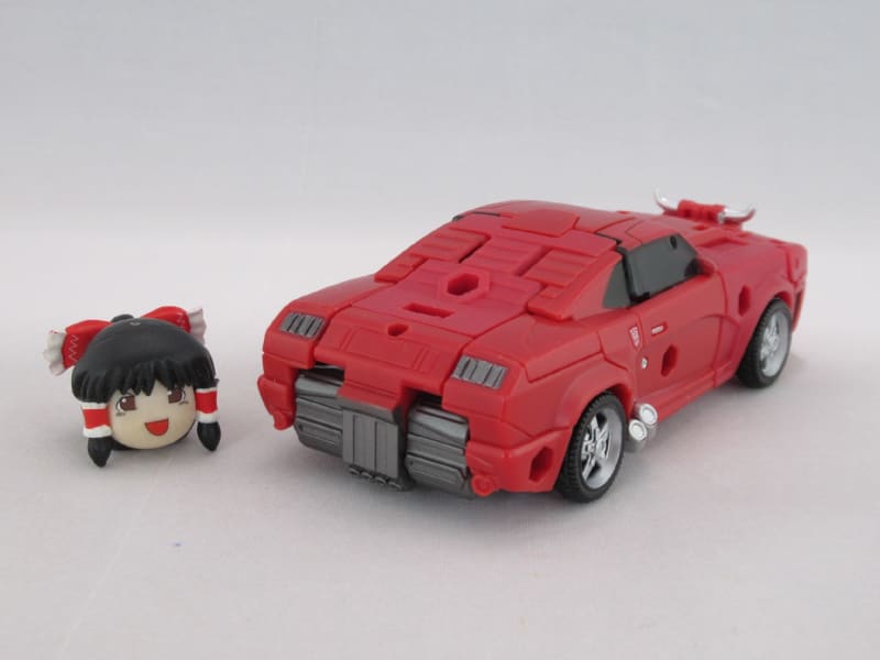 TFレガシーユナイテッド バーサスマルチパック デラックスクラス