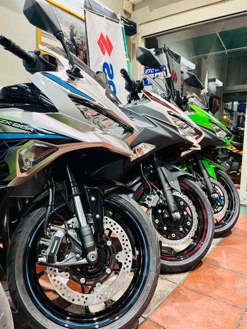 2023/9/28◇本日入荷!2024モデル「Ninja ZX-25RSE」! - バイク 2023/9/28◇本日入荷!2024モデル「Ninja ZX-25RSE」! - バイク