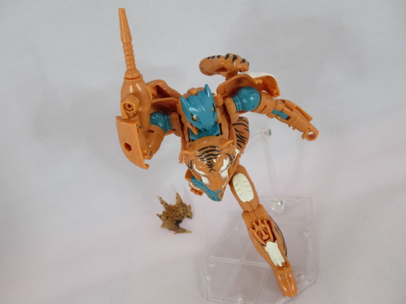 TFキングダム ボイジャークラス ミュータントタイガトロンを