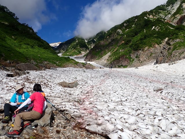 史上最も激安 北アルプス 登山と車旅 - 白馬山荘 大雪渓 猿倉 1日目 2021.07.30 デザイン