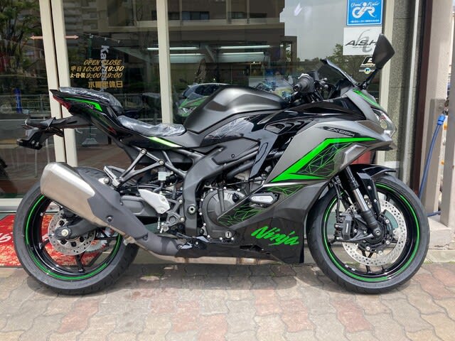 2023/5/14◇2023「NInja ZX-25R SE」納車ですっ! - バイク屋 2023/5/14◇2023「NInja ZX-25R SE」納車ですっ! - バイク屋