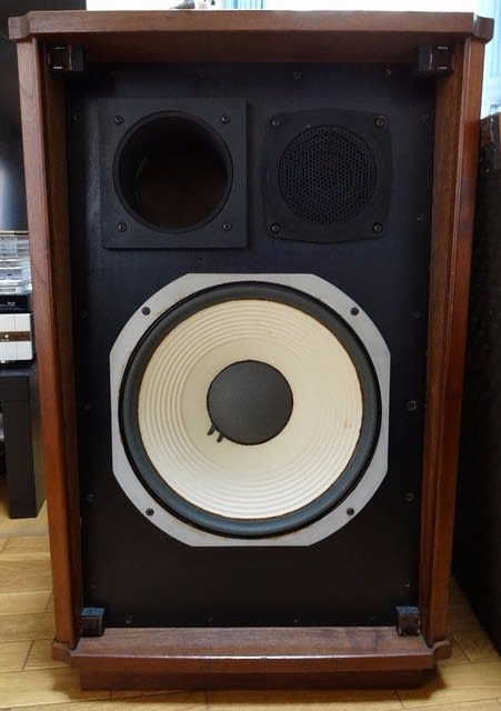 サンスイSP-505JのエンクロージャーにJBL LE14A搭載 ペア かなりの美品に仕上がりました 音出しOK