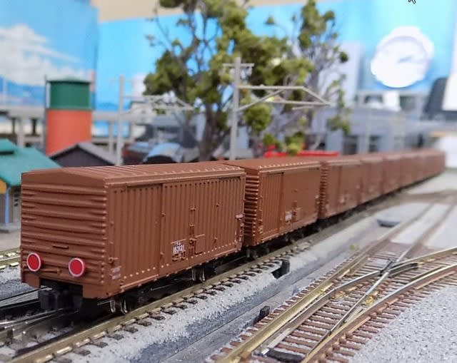 KATOとTOMIXのワムハチ貨物列車を見る - MRFC村井