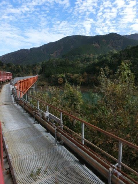 大井川鐡道・奥大井湖上駅の全景 - キハ58君の鉄道など ひとコマ