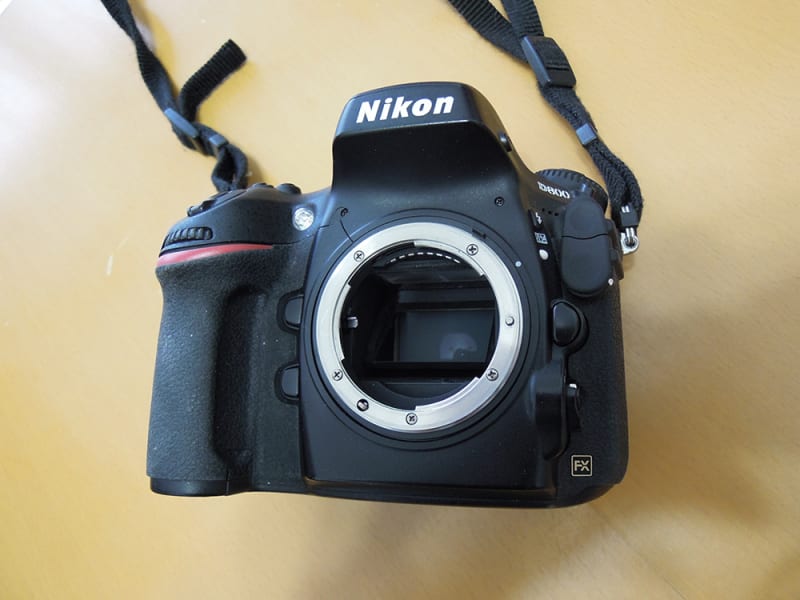 Nikon D800バラバラ事件 - an empty page