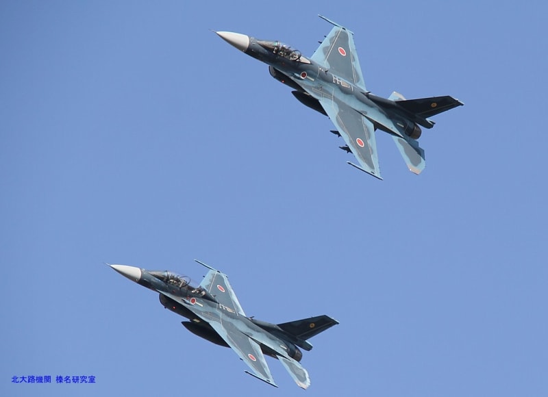 日曜特集】築城基地航空祭二〇一三【6】F-2機動飛行&模擬対地 日曜特集】築城基地航空祭二〇一三【6】F-2機動飛行&模擬対地