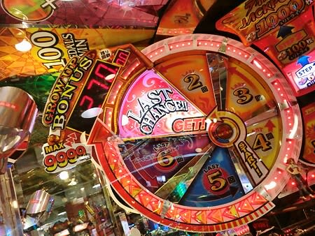 スピンフィーバー赤1回青2回JP獲得 - ぼちぼちでんな