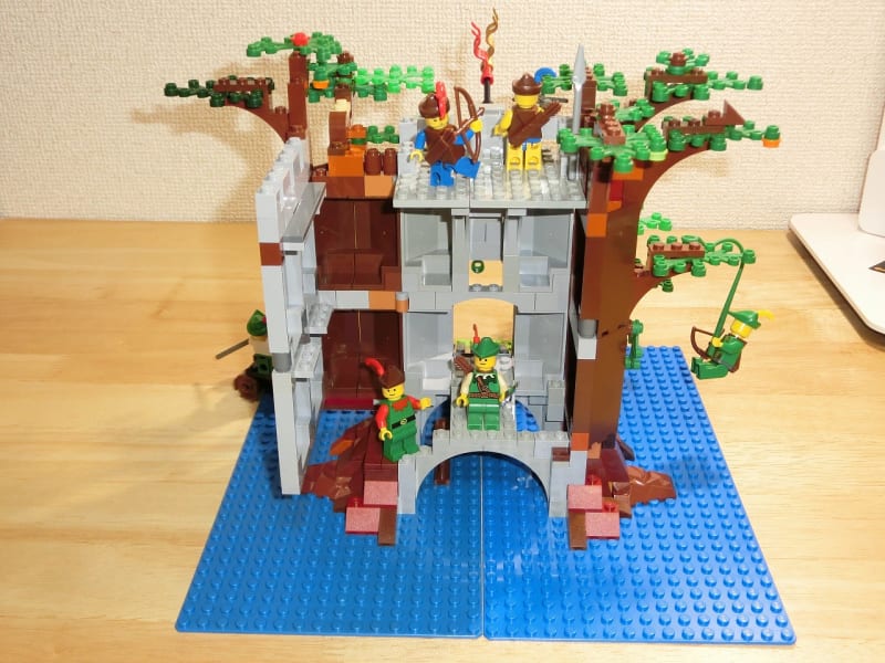 ☆LEGO #6077 森の人のとりで【Forestmen's River Fortress】を市販